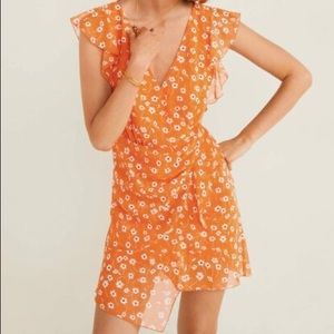 NWT Mango Basics Orange Floral Chiffon Dress Size 2